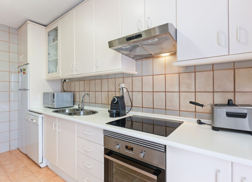 Reventa - Apartment - Middle Floor Apartment - Estepona - Estepona Centro