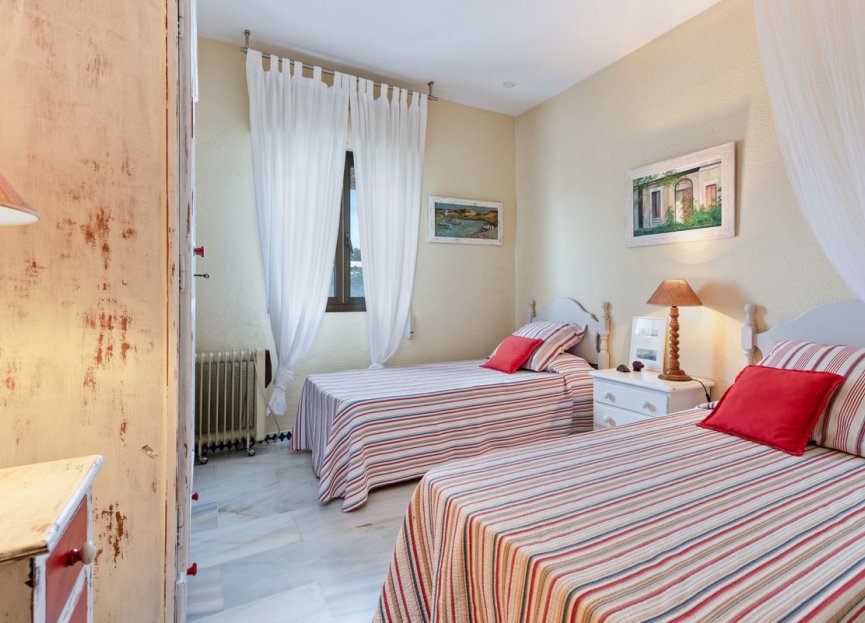 Reventa - Apartment - Middle Floor Apartment - Estepona - Estepona Centro