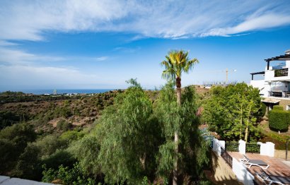 Resale - Apartment - Penthouse - Marbella - Altos de los Monteros