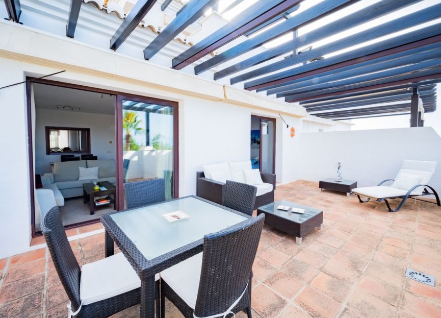 Resale - Apartment - Penthouse - Marbella - Altos de los Monteros
