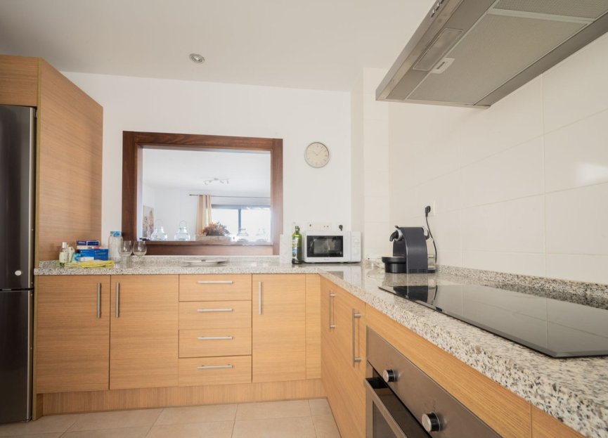 Resale - Apartment - Penthouse - Marbella - Altos de los Monteros