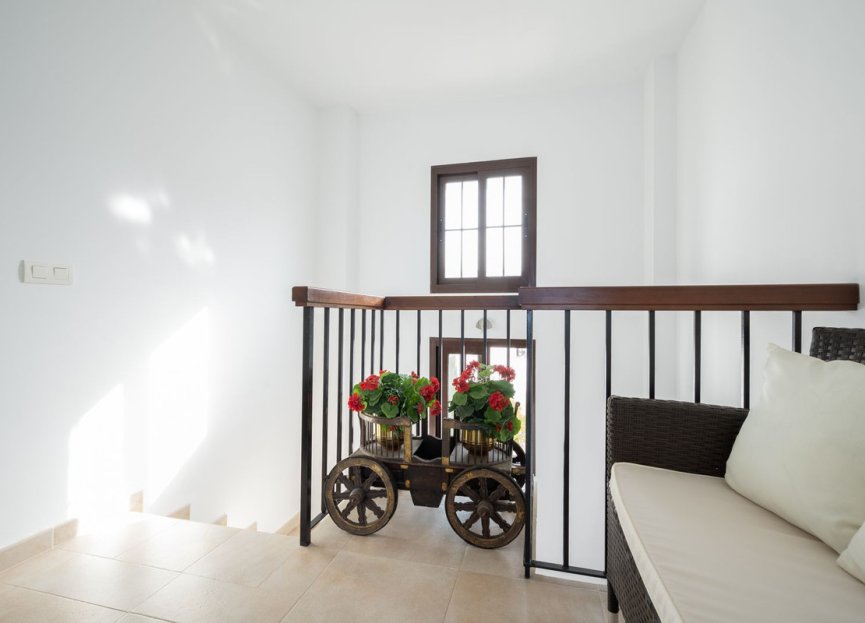 Resale - Apartment - Penthouse - Marbella - Altos de los Monteros