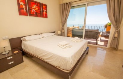 Resale - Apartment - Middle Floor Apartment - Manilva - La Duquesa