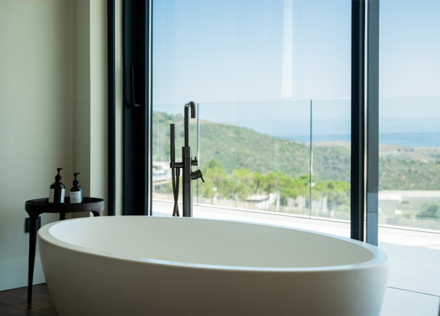 Resale - House - Detached Villa - Benahavís - Benahavís Centro