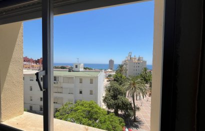 Resale - Apartment - Middle Floor Apartment - Estepona - Estepona Centro