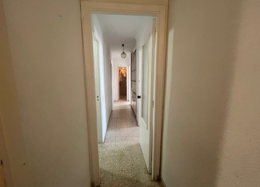 Resale - Apartment - Middle Floor Apartment - Estepona - Estepona Centro