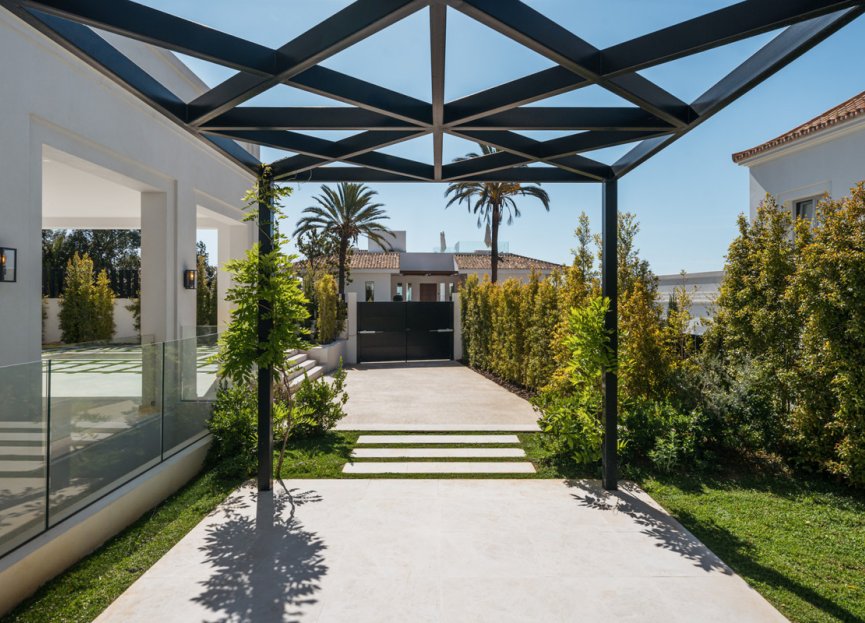 Reventa - House - Detached Villa - Marbella - Nueva Andalucia