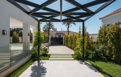 Reventa - House - Detached Villa - Marbella - Nueva Andalucia