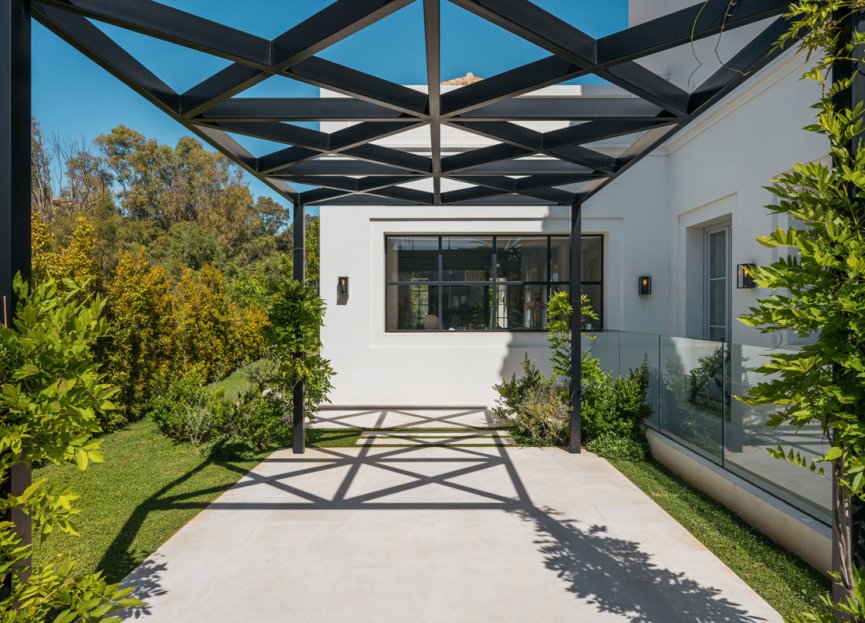 Reventa - House - Detached Villa - Marbella - Nueva Andalucia