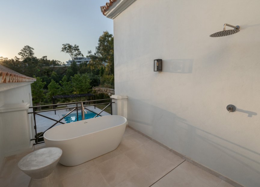 Reventa - House - Detached Villa - Marbella - Nueva Andalucia