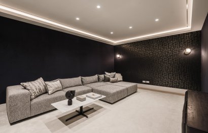 Reventa - House - Detached Villa - Marbella - Nueva Andalucia