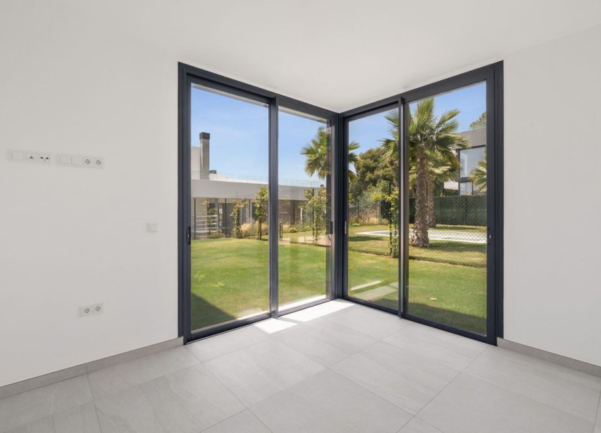 Resale - House - Semi-Detached House - Marbella - Río Real