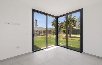 Resale - House - Semi-Detached House - Marbella - Río Real