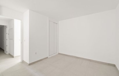 Resale - House - Semi-Detached House - Marbella - Río Real