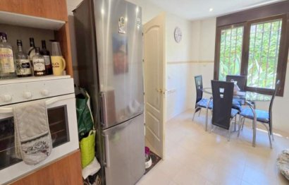 Resale - House - Townhouse - Estepona - Estepona Centro