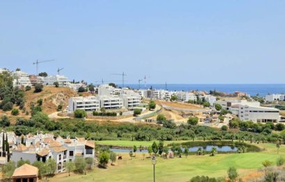 Resale - House - Townhouse - Estepona - Estepona Centro