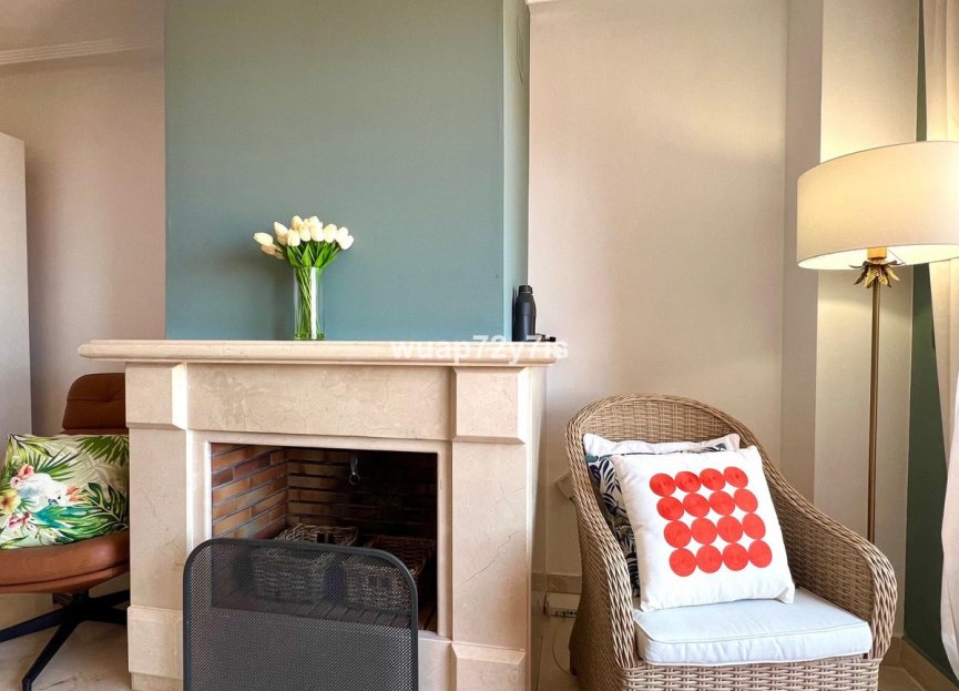 Resale - Apartment - Penthouse - Marbella - La Mairena