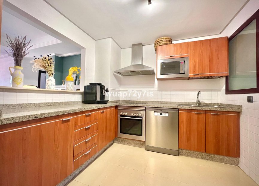 Resale - Apartment - Penthouse - Marbella - La Mairena