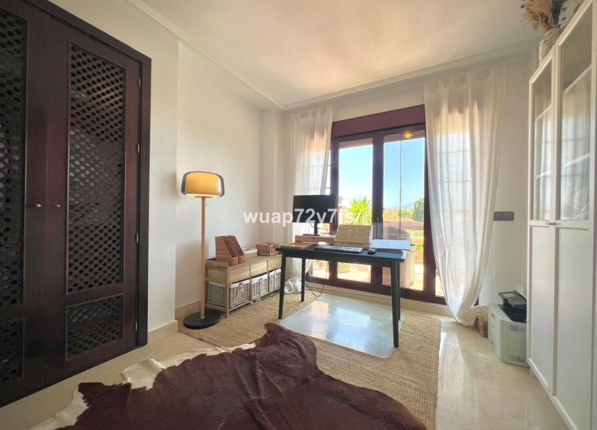 Resale - Apartment - Penthouse - Marbella - La Mairena