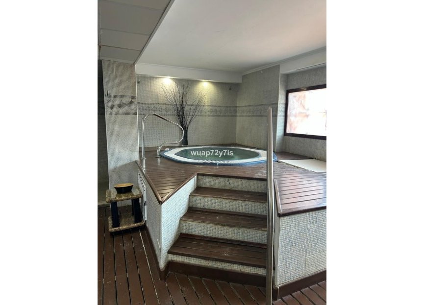 Resale - Apartment - Penthouse - Marbella - La Mairena