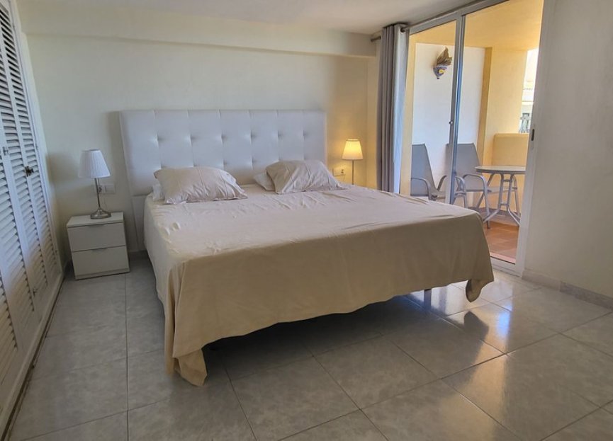 Resale - Apartment - Top Floor Apartment - Marbella - Cabopino