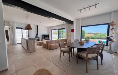 Reventa - House - Detached Villa - Estepona - Estepona Centro