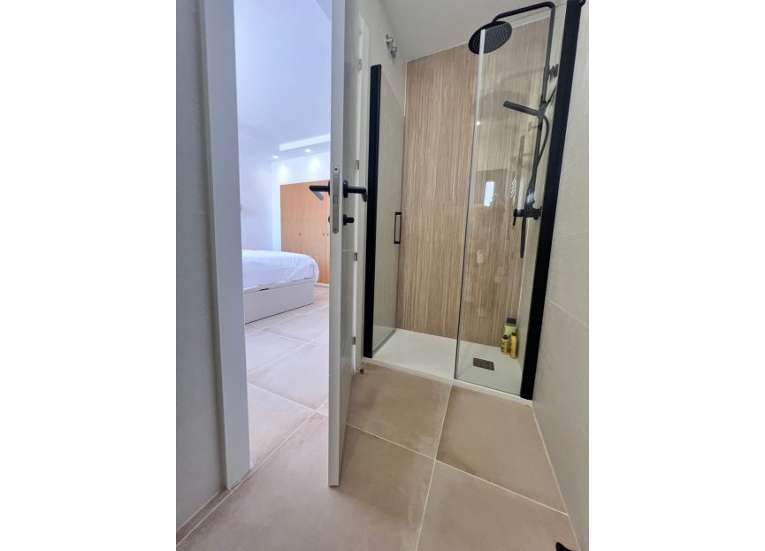 Reventa - House - Detached Villa - Estepona - Estepona Centro