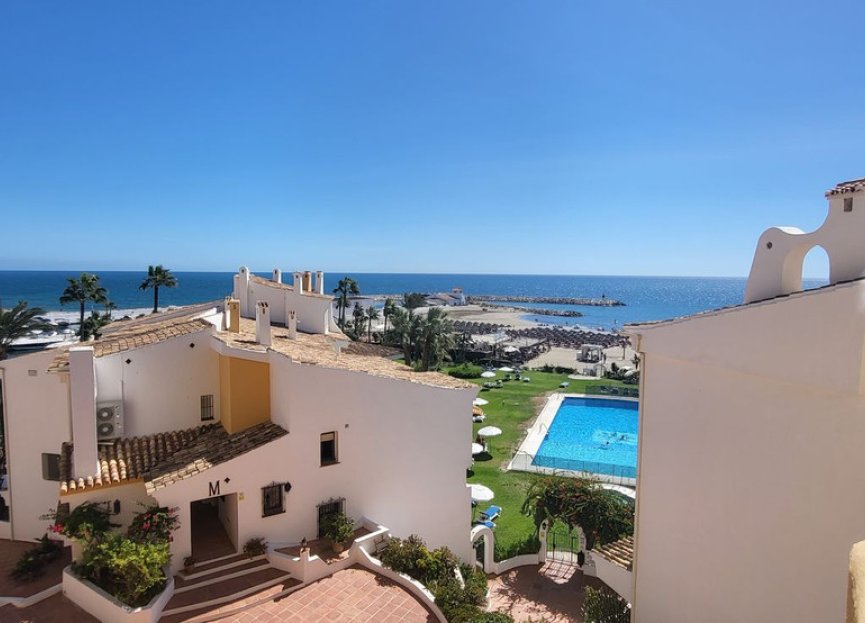 Resale - Apartment - Top Floor Apartment - Marbella - Cabopino