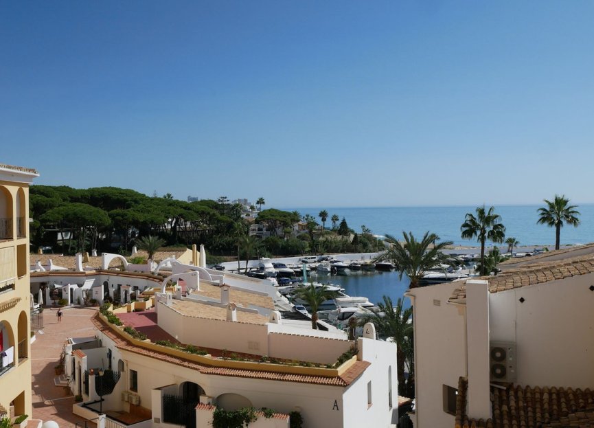 Resale - Apartment - Top Floor Apartment - Marbella - Cabopino