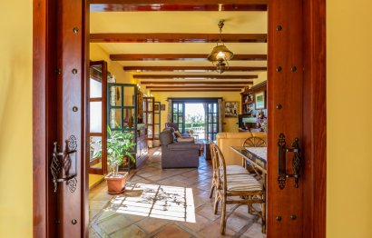 Resale - House - Detached Villa - Marbella - Elviria