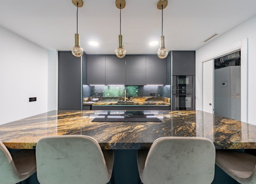 Resale - Ground floor apartment - Benahavís - Benahavís Centro