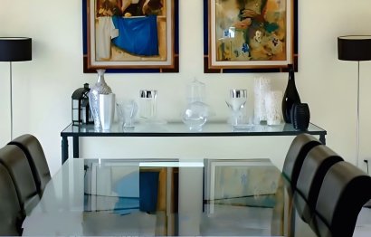 Resale - House - Detached Villa - Marbella - Nueva Andalucia