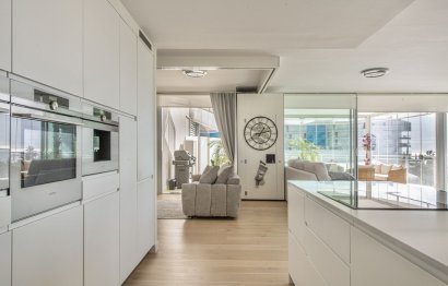 Resale - Apartment - Middle Floor Apartment - Benalmádena - Benalmadena Centro