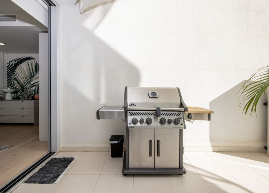 Resale - Apartment - Middle Floor Apartment - Benalmádena - Benalmadena Centro