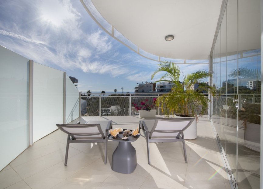 Resale - Apartment - Middle Floor Apartment - Benalmádena - Benalmadena Centro