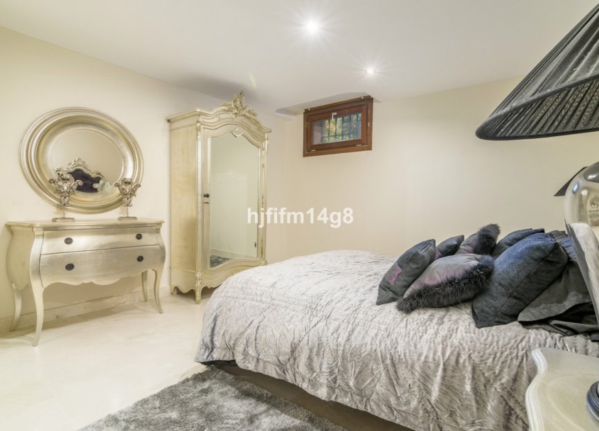 Resale - House - Detached Villa - Marbella - The Golden Mile