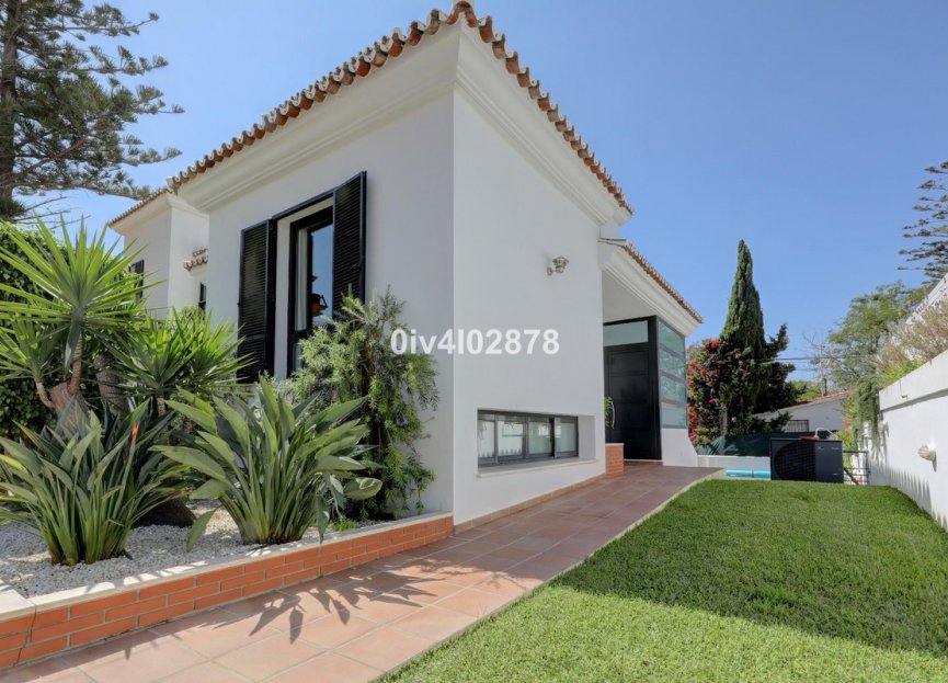 Resale - House - Detached Villa - Benalmádena - Benalmadena Costa