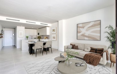 Resale - Apartment - Middle Floor Apartment - Fuengirola - Fuengirola Centro