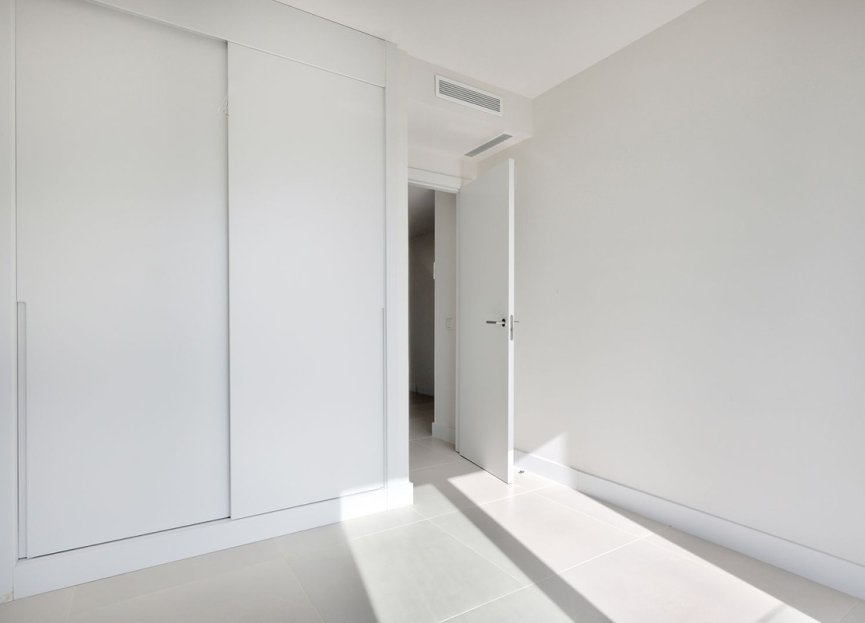 Resale - Apartment - Middle Floor Apartment - Fuengirola - Fuengirola Centro