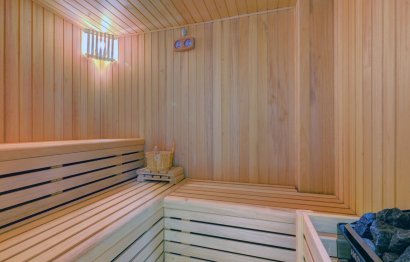 Resale - Apartment - Middle Floor Apartment - Fuengirola - Fuengirola Centro