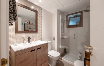 Resale - Apartment - Middle Floor Apartment - Benahavís - Benahavís Centro