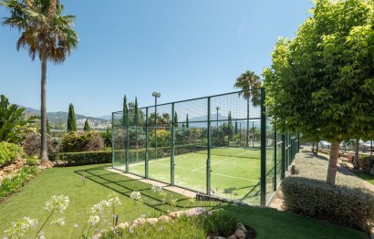 Resale - Apartment - Middle Floor Apartment - Benahavís - Benahavís Centro