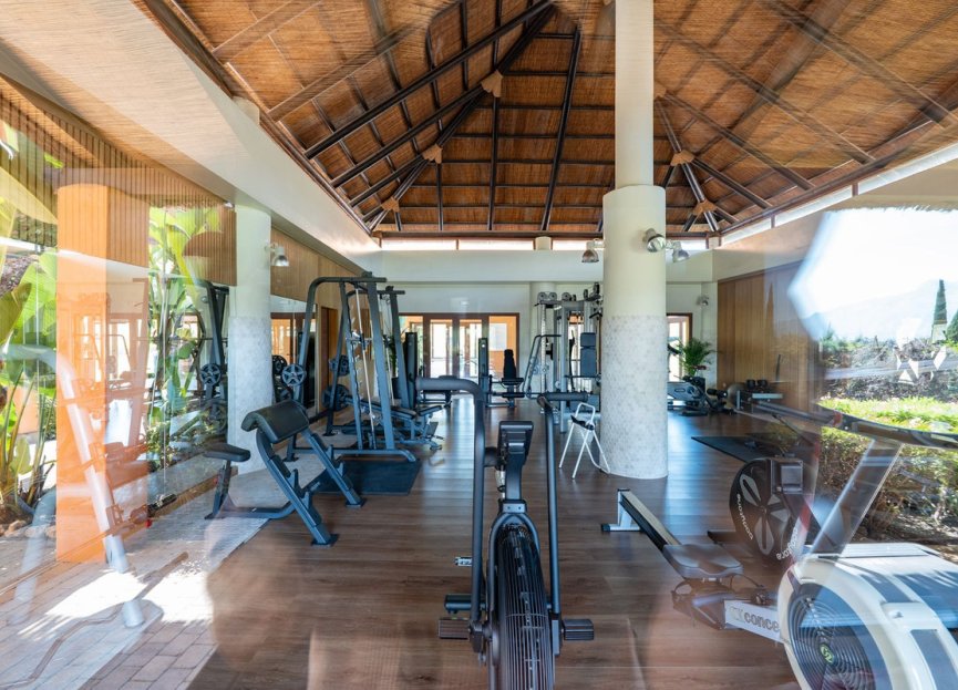 Resale - Apartment - Middle Floor Apartment - Benahavís - Benahavís Centro