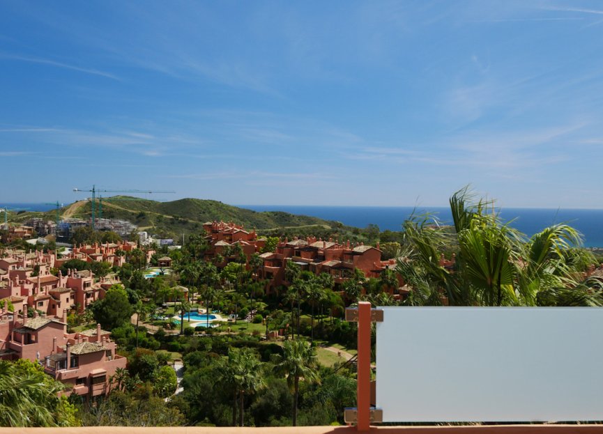 Resale - Apartment - Penthouse - Marbella - La Mairena