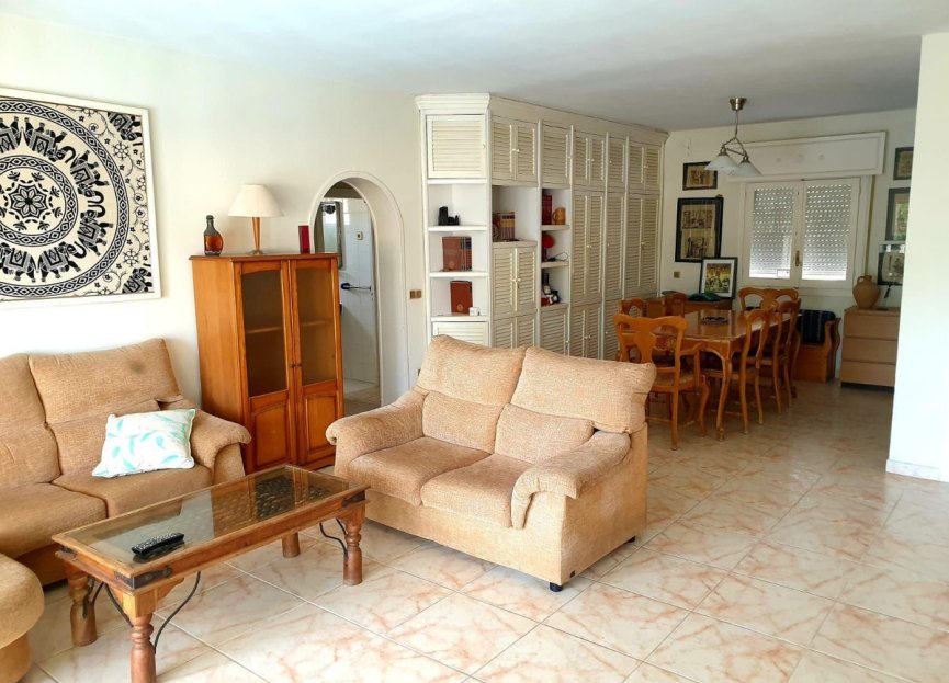 Resale - House - Detached Villa - Marbella - Marbesa